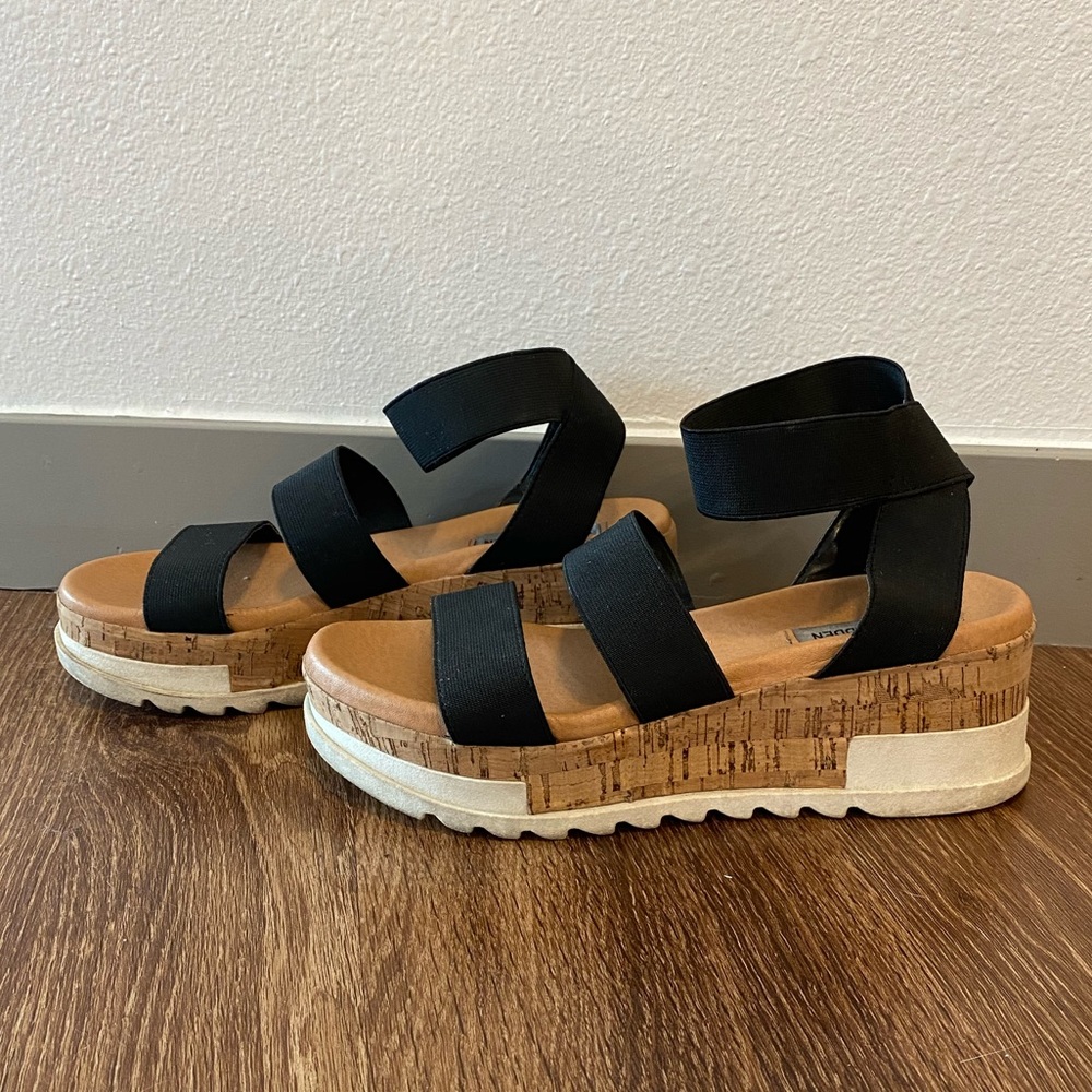 Steve Madden Raffia Platform Sandal